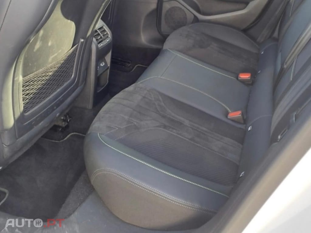 Peugeot 308 1.2 PureTech GT Pack EAT8