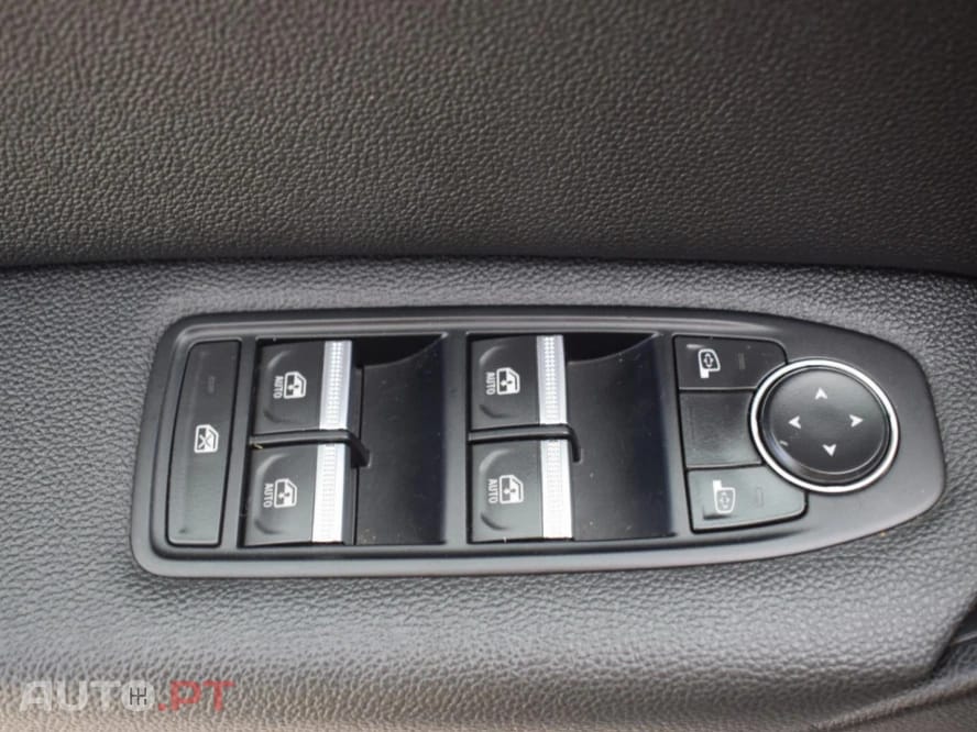 Renault Captur 1.0 TCe Exclusive