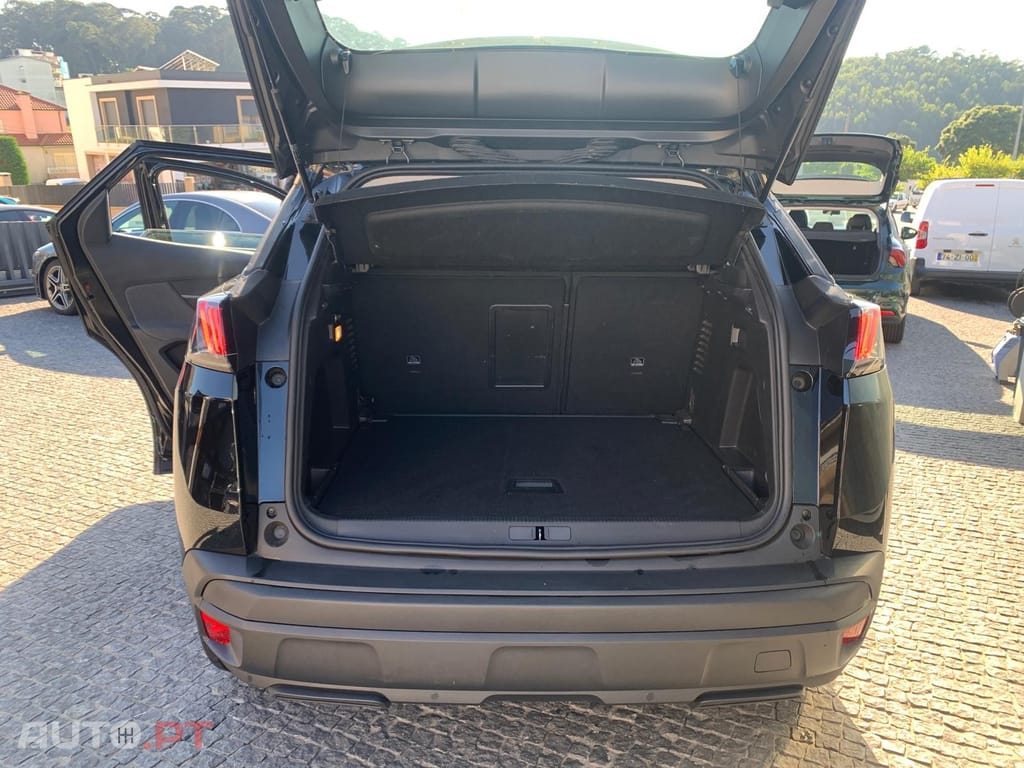 Peugeot 3008 1.5 BlueHDi Active