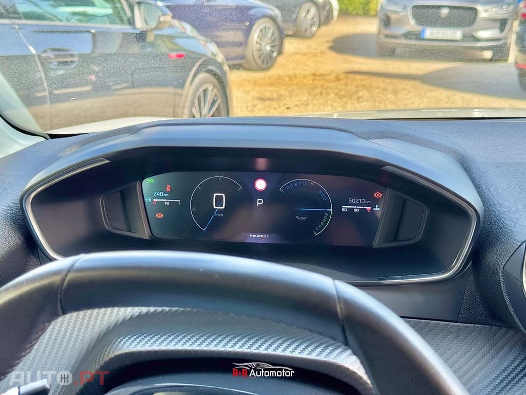 Peugeot 208 1.2 Hybrid Allure e-DCS6