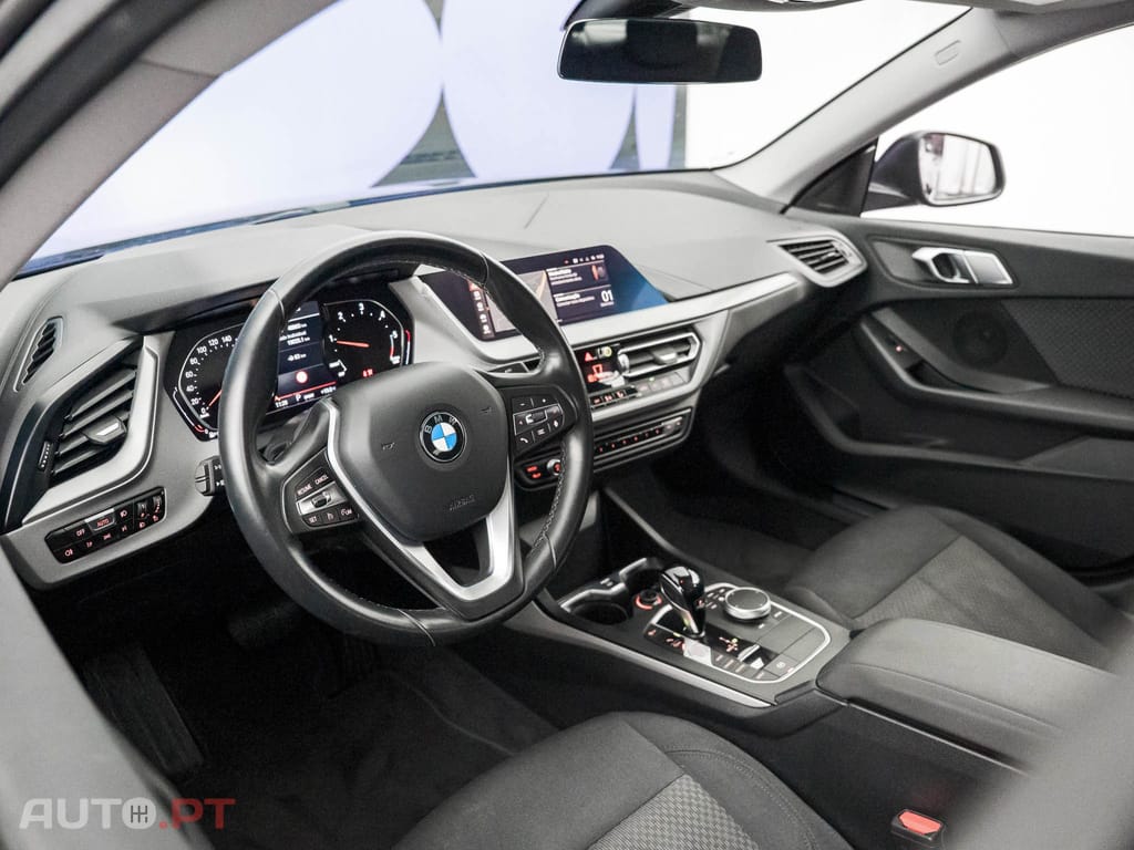 BMW 216 d Advantage