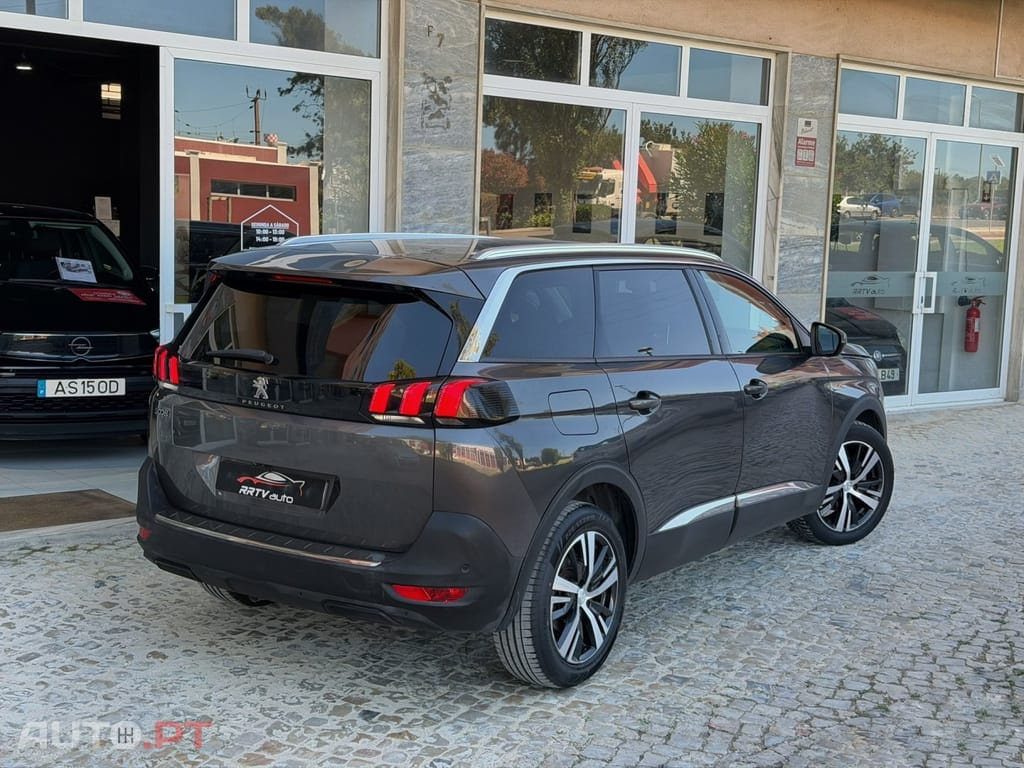 Peugeot 5008 1.5 BlueHDi Allure Pack EAT8