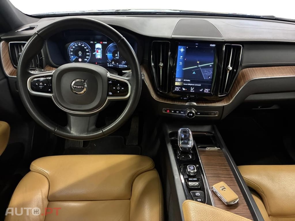 Volvo XC60 2.0 T8 PHEV Inscription AWD