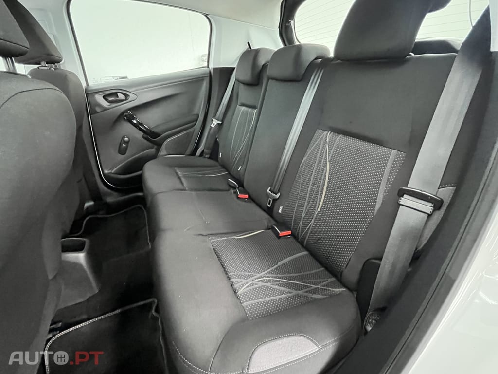 Peugeot 208 1.6 BlueHDi Active