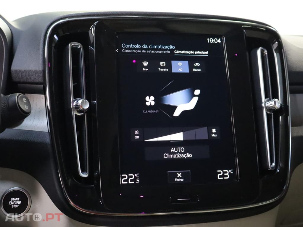 Volvo XC40 T5  Plug-in Hybrid Inscription
