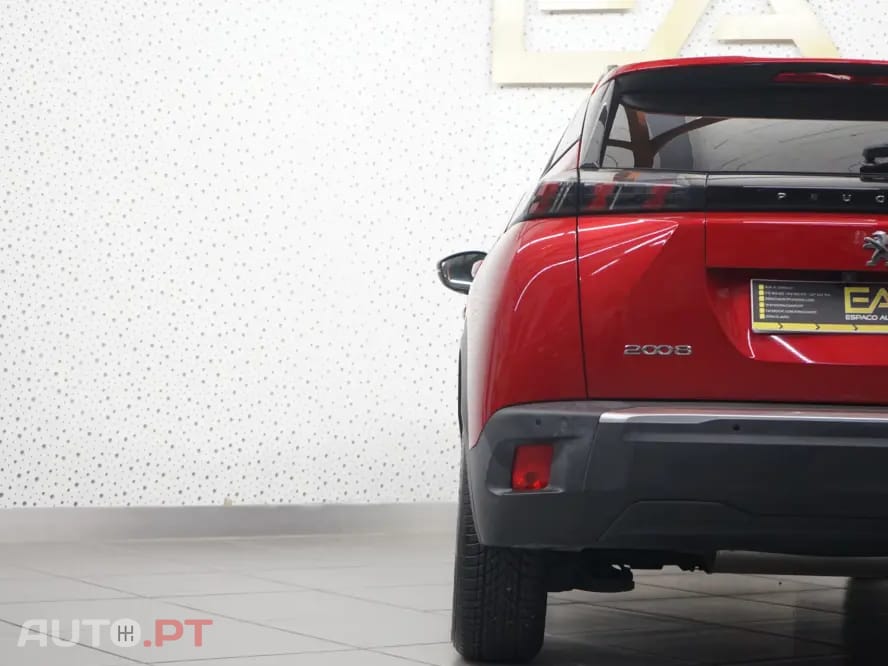 Peugeot 2008 1.2 PureTech Allure
