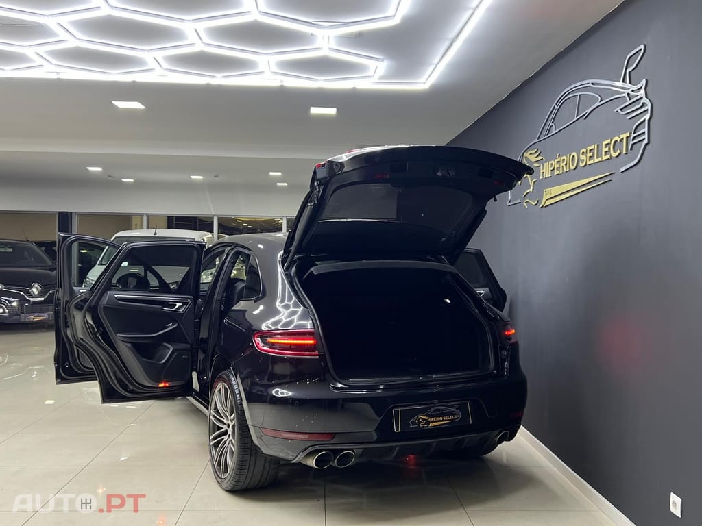 Porsche Macan S