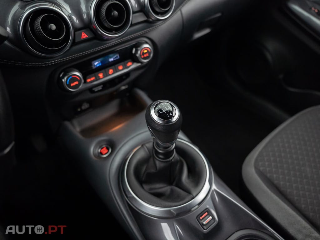 Nissan Juke 1.0 DIG-T N-Connecta