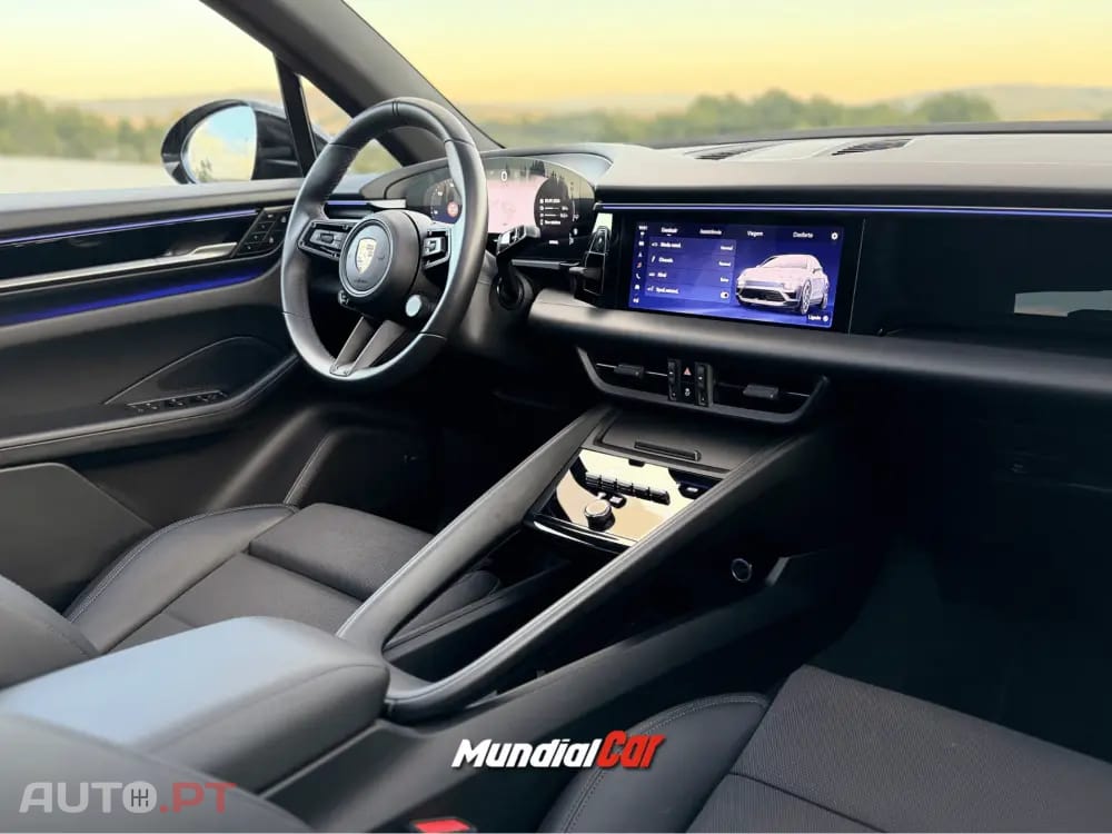 Porsche Macan Electric 4