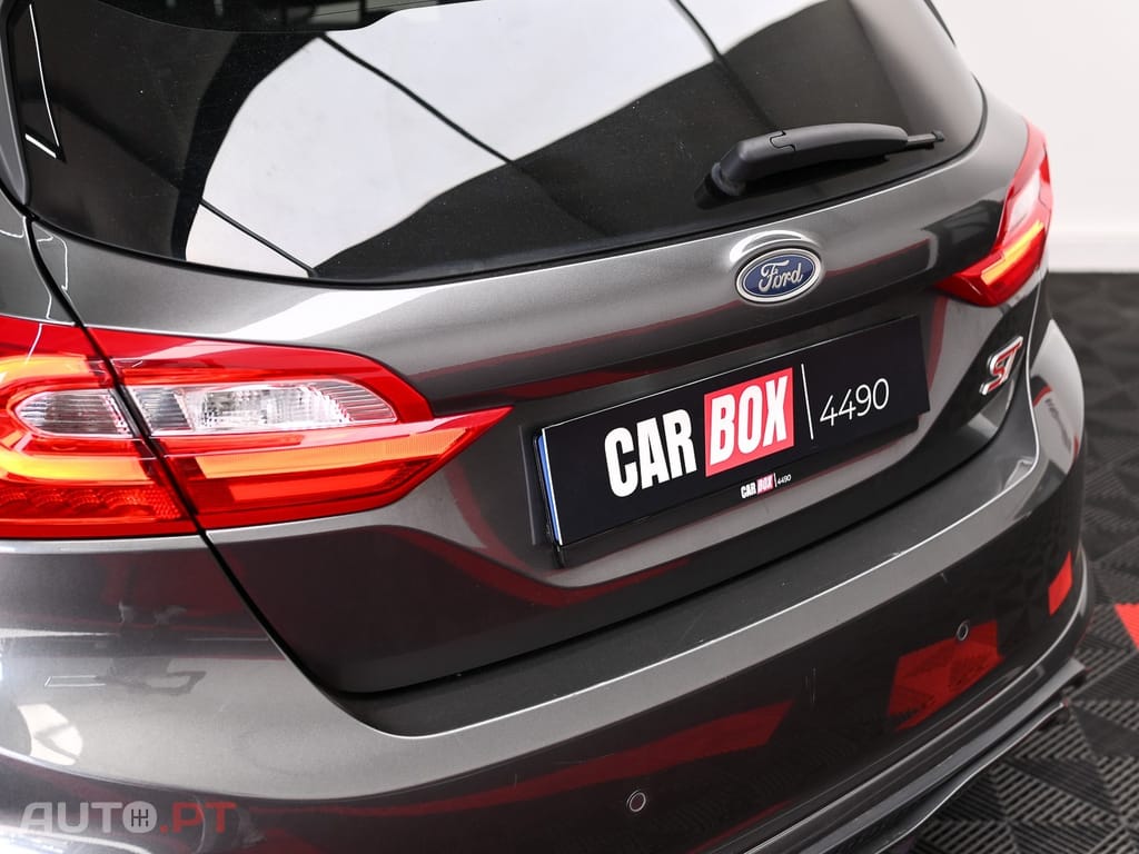 Ford Fiesta 1.5 EcoBoost S&S ST X