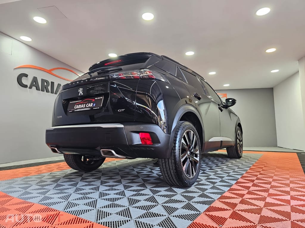 Peugeot 2008 1.2 PureTech GT EAT8