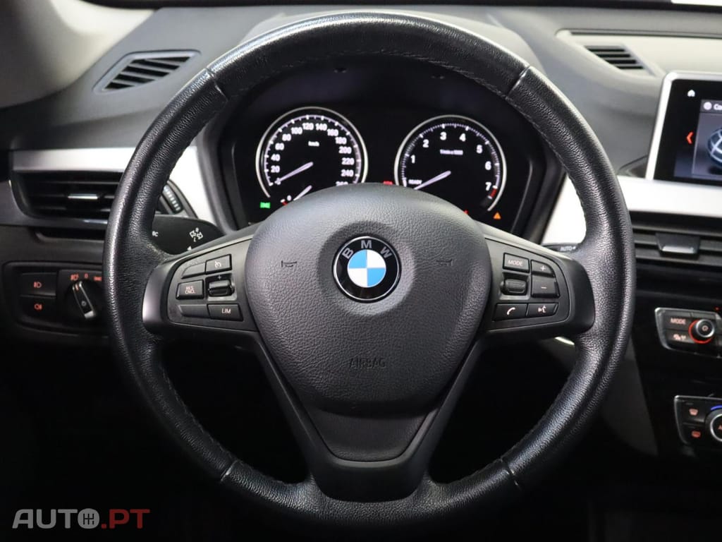 BMW X1 xDrive25e