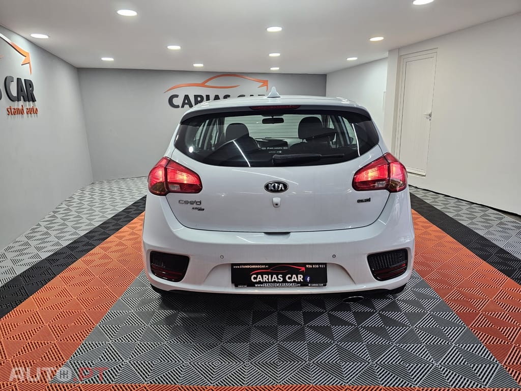 Kia Ceed 1.4 CRDi EX