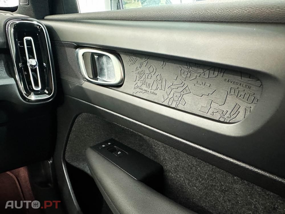 Volvo XC40 Recharge 82 kWh Twin Motor Ultimate