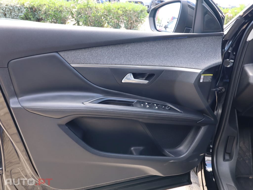 Peugeot 3008 1.6 BlueHDi Style EAT6