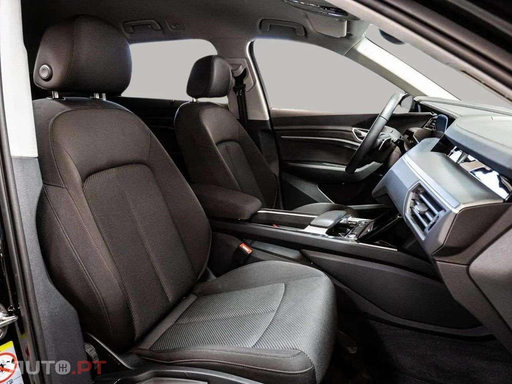 Audi E-Tron I.V.A DEDUTÍVEL  50 quattro advanced 
