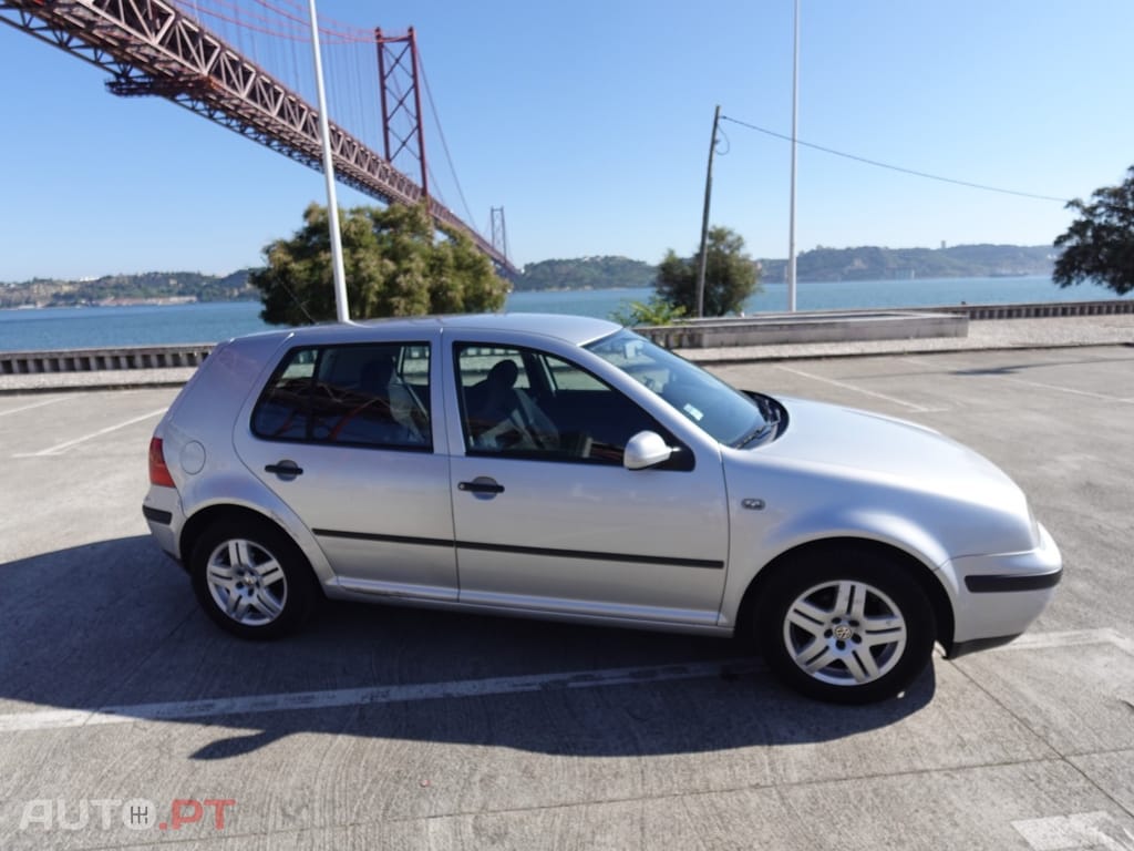 Volkswagen Golf 1.4i Confortline