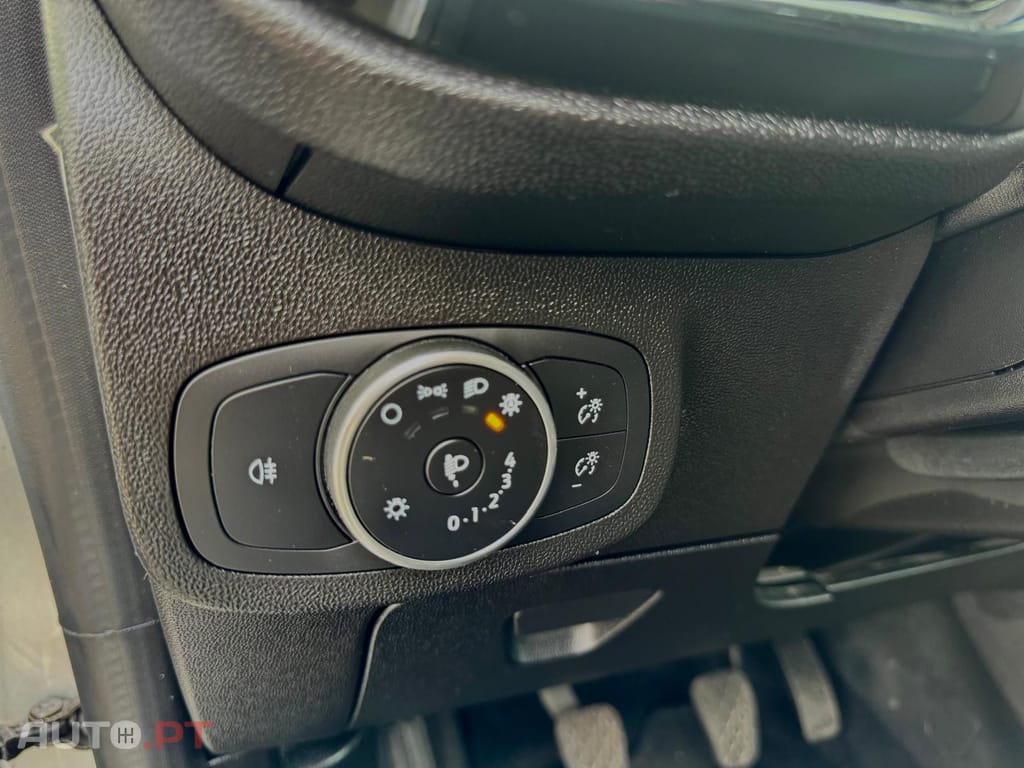 Ford Fiesta 1.1 Ti-VCT Connected