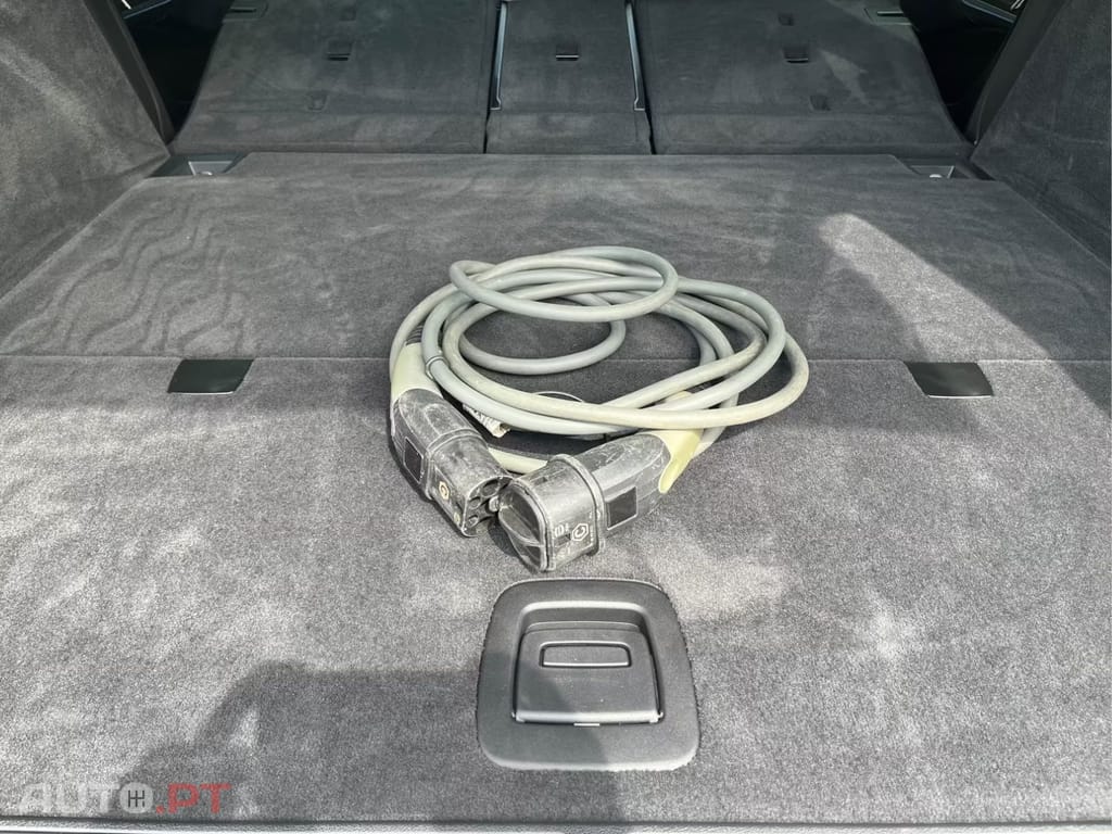 BMW X5 45e Pack M I.V.A DEDUTÍVEL 