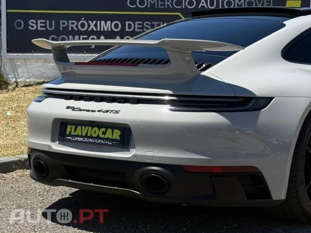 Porsche 911 Carrera 4 GTS PDK