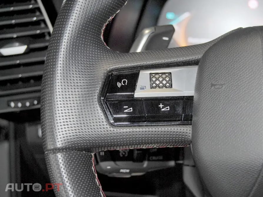 DS DS7 E-Tense Performance Line