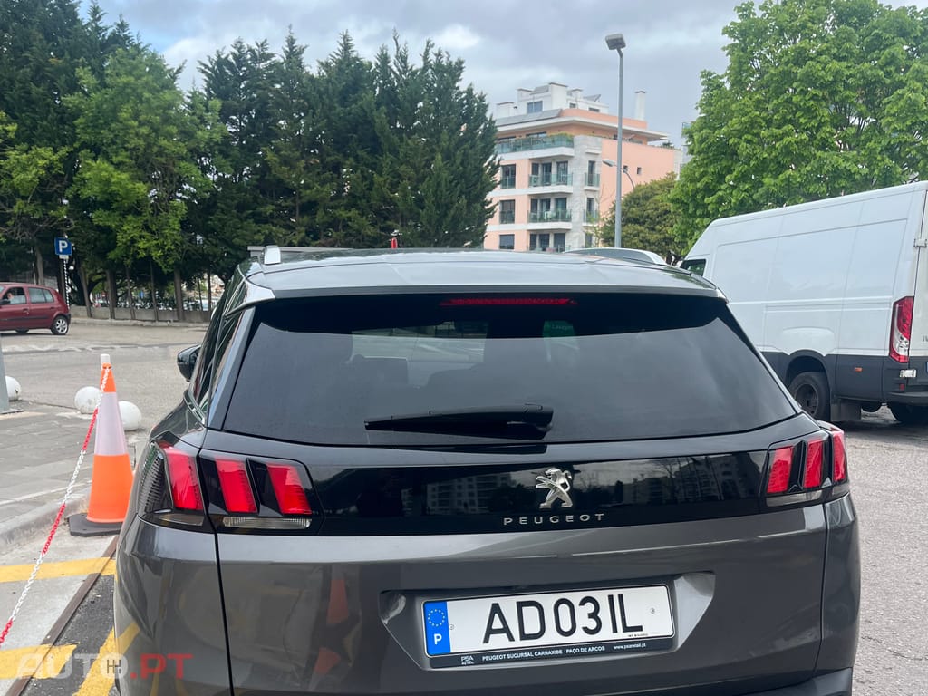Peugeot 3008 Gt line 1.5 130cv