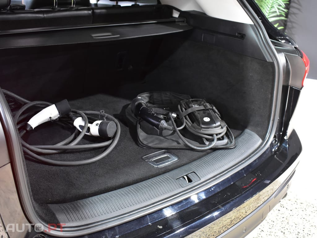 MG EHS 1.5 T-GDI Plug-in Hybrid Luxury