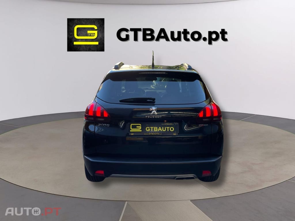 Peugeot 2008 1.2 e-THP GT Line