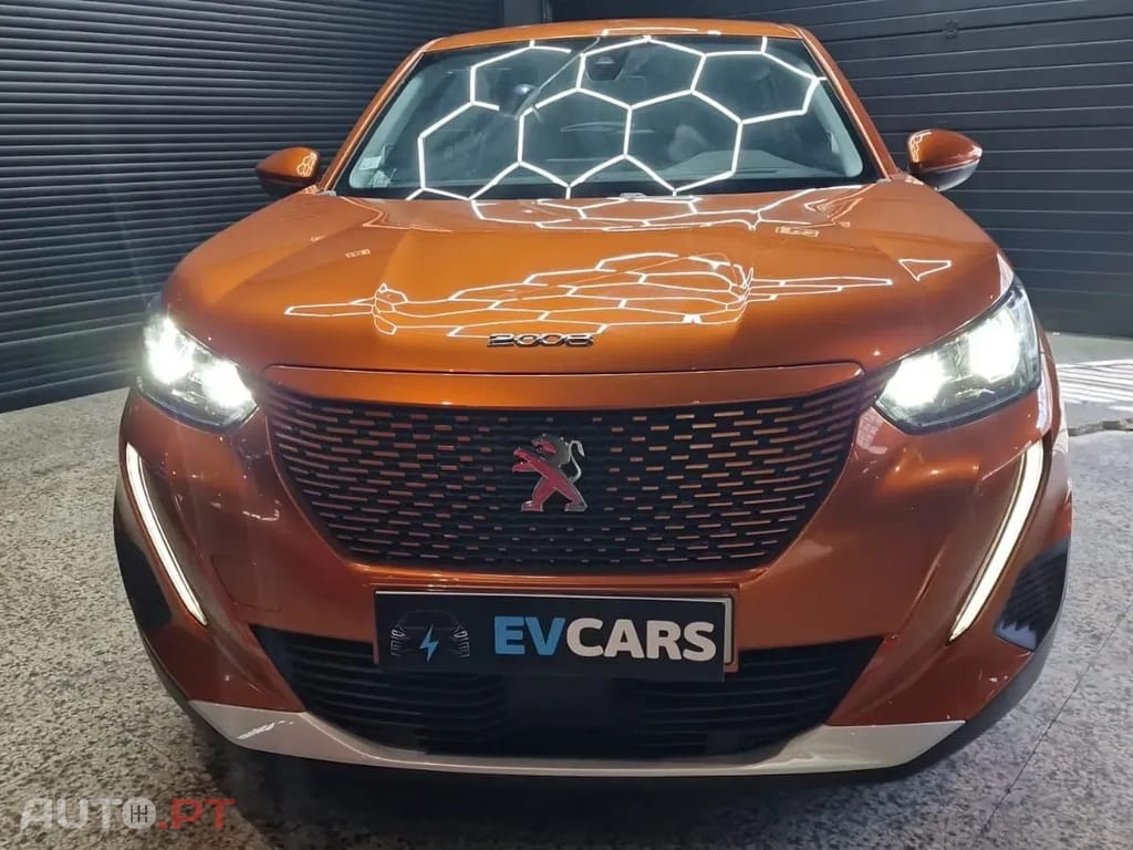 Peugeot E-2008 50 kWh Active Pack