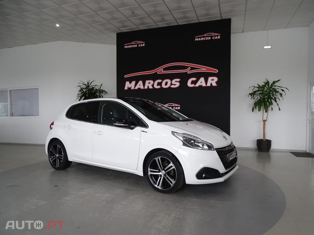 Peugeot 208 1.2 PureTech GT Line