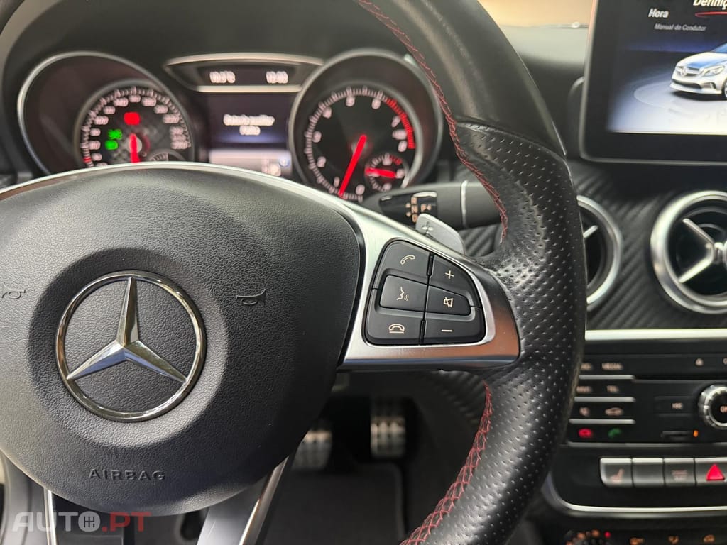 Mercedes-Benz A 180 7G-DCT AMG Line