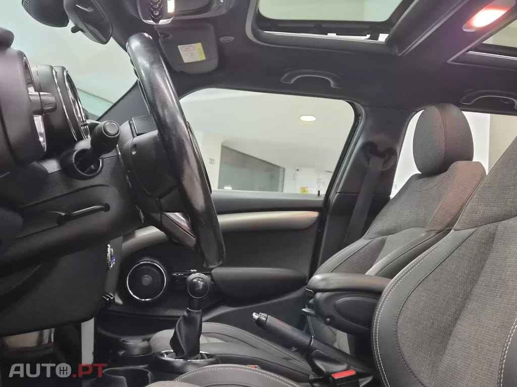 MINI One 5P ONE D BODY-KIT JCW