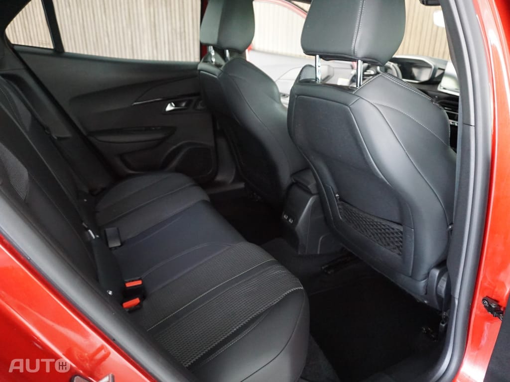 Peugeot 2008 1.2 PureTech GT Line