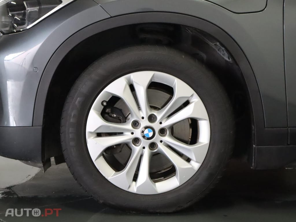BMW X1 xDrive25e