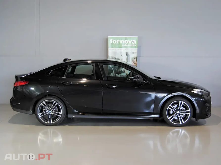 BMW 216 d Pack Desportivo M