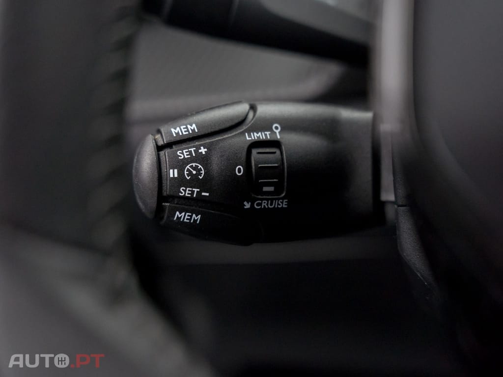 Peugeot 208 1.2 PureTech Active Pack