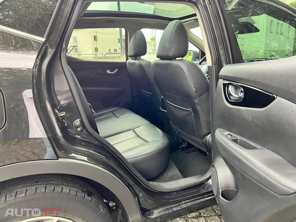 Nissan Qashqai 1.5 dCi Tekna Premium Pele