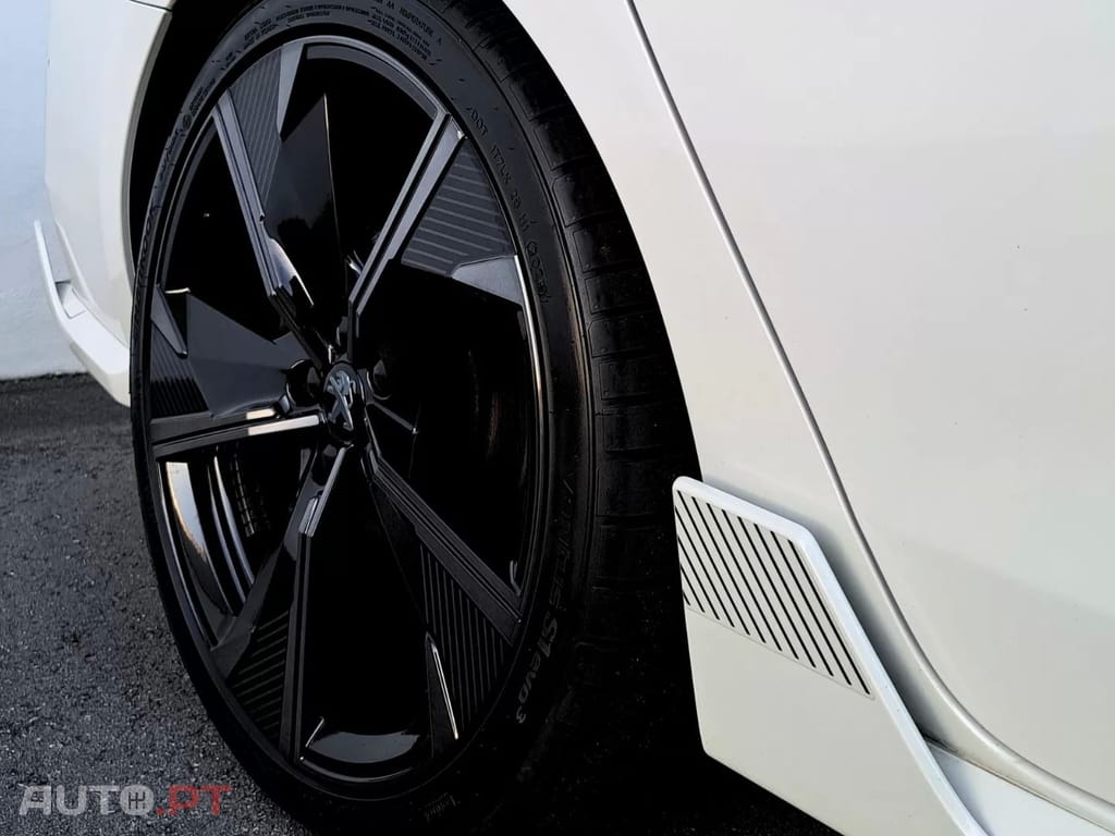 Peugeot 508 SW 360 e-EAT8 SPORT ENGINEERED