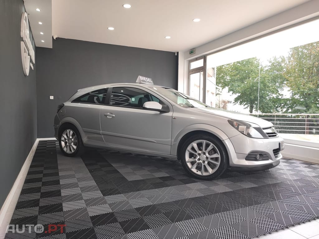 Opel Astra GTC 1.7cdti