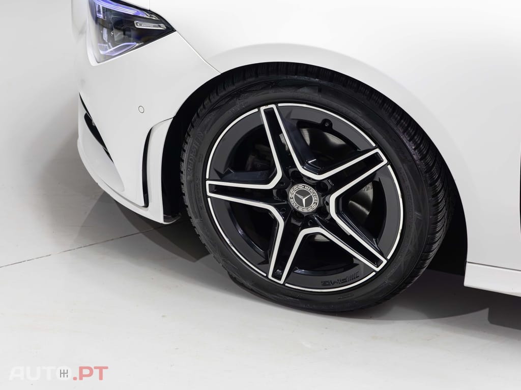 Mercedes-Benz CLA 180 d Shooting Brake AMG Line Aut.