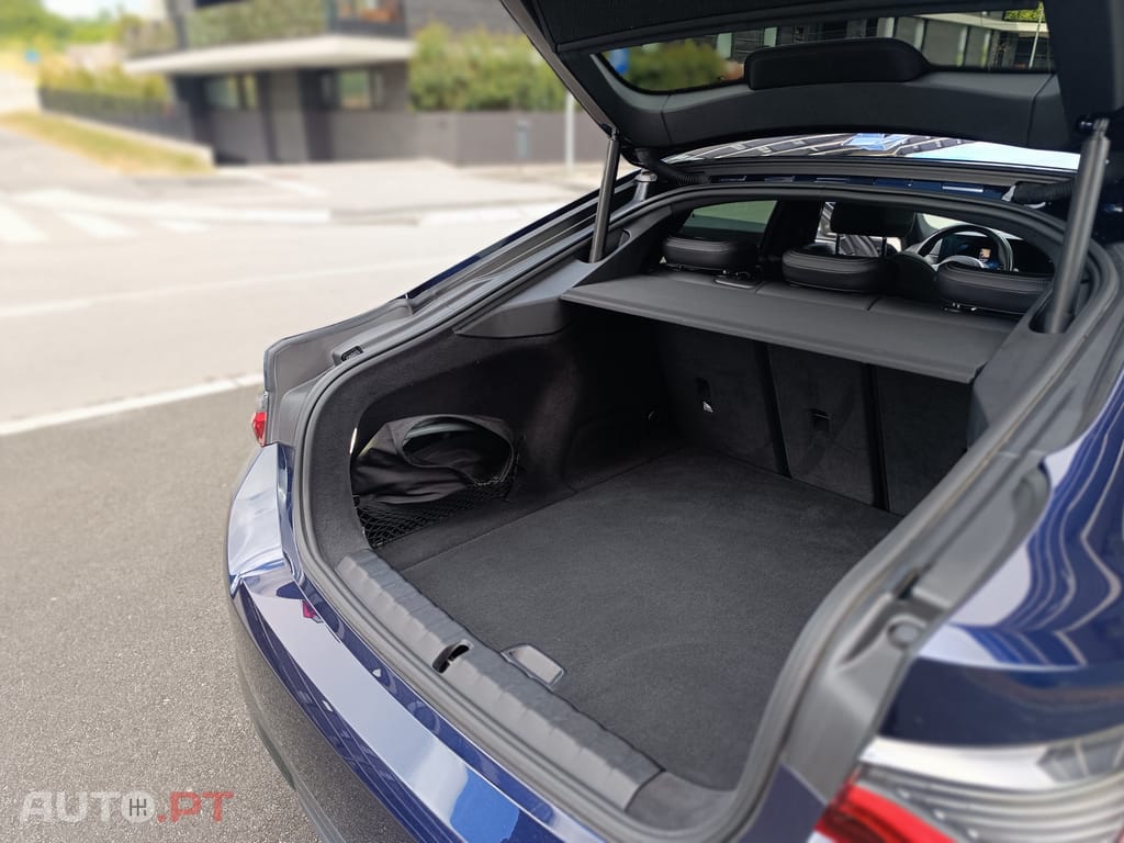BMW i4 eDrive35 Pack Desportivo M Pro