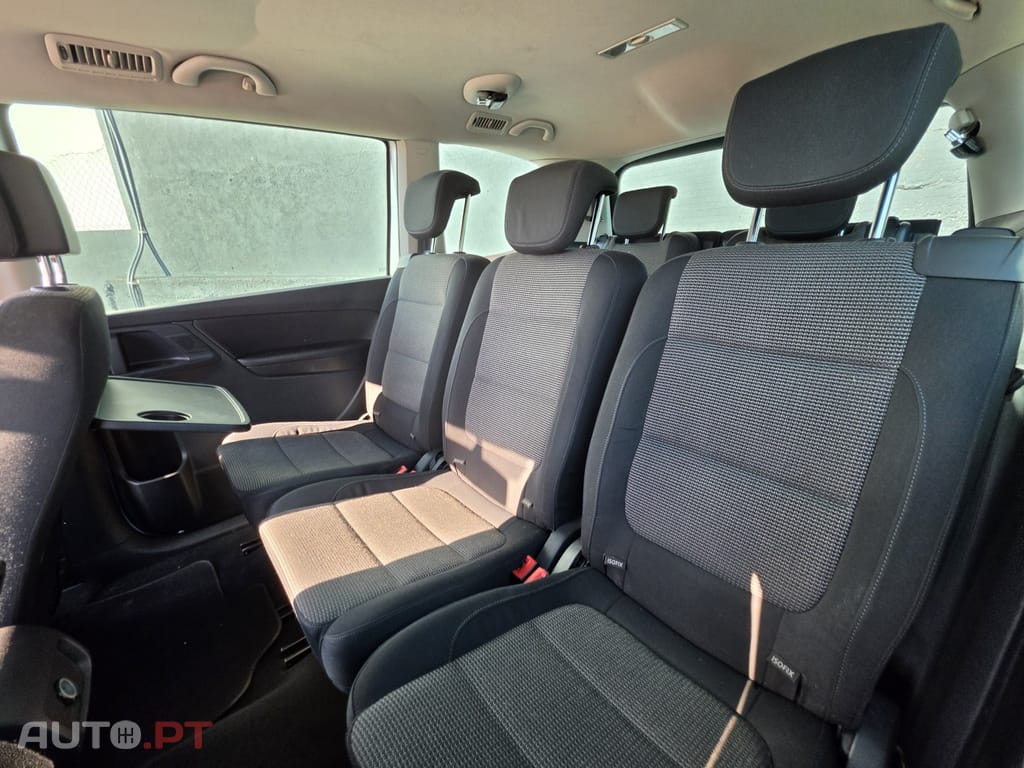 Volkswagen Sharan 2.0 TDI Confortline — fotografia 6