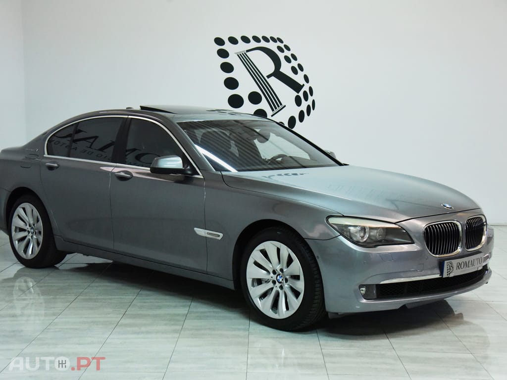 BMW ActiveHybrid 7 V8 HYBRID