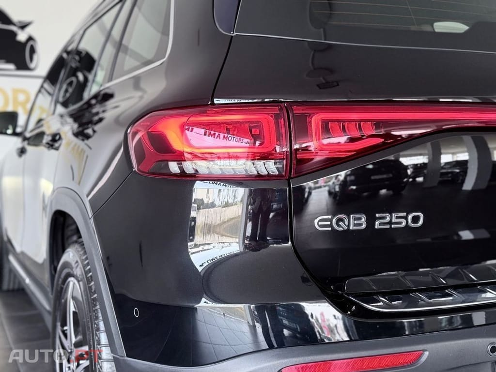 Mercedes-Benz EQB 250 AMG Line