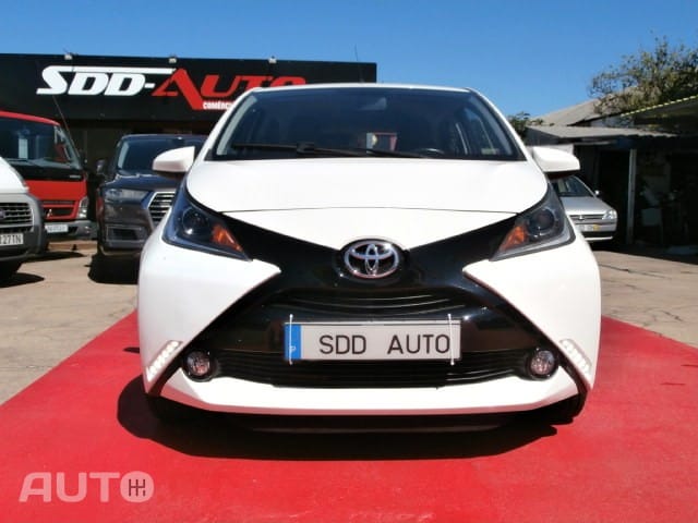 Toyota Aygo 1.0 X-Play+X-Touch
