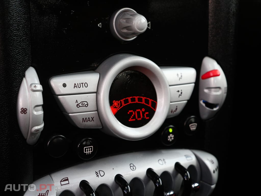 MINI Cooper John Cooper Works