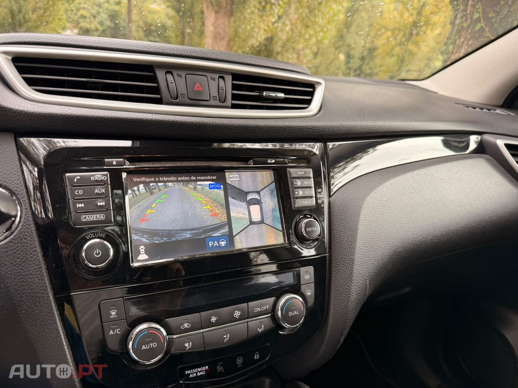 Nissan Qashqai 1.5 dCi Tekna Pele