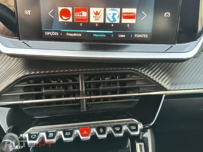Peugeot E-208 50 kWh Style