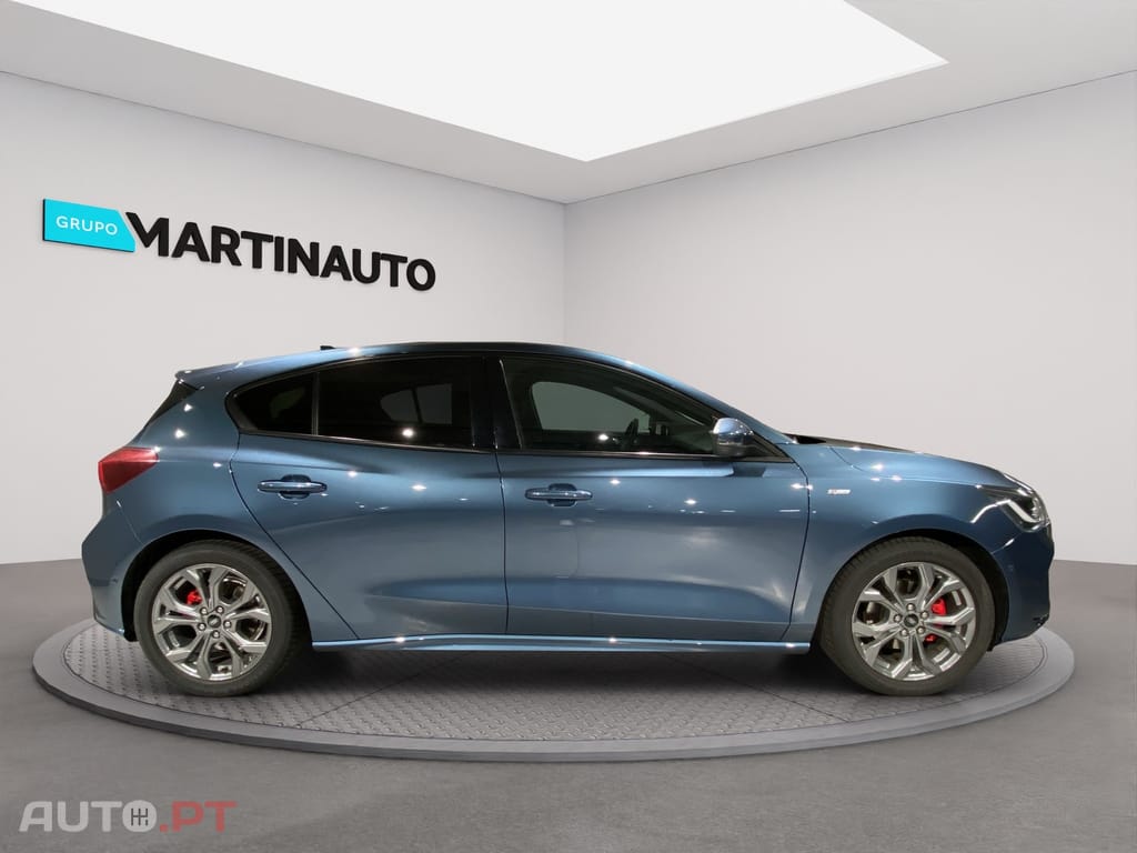 Ford Focus 1.0 EcoBoost MHEV ST-Line