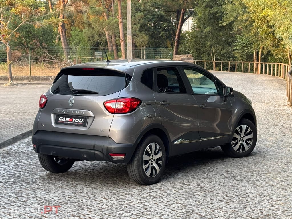 Renault Captur 1.2 TCe Exclusive EDC